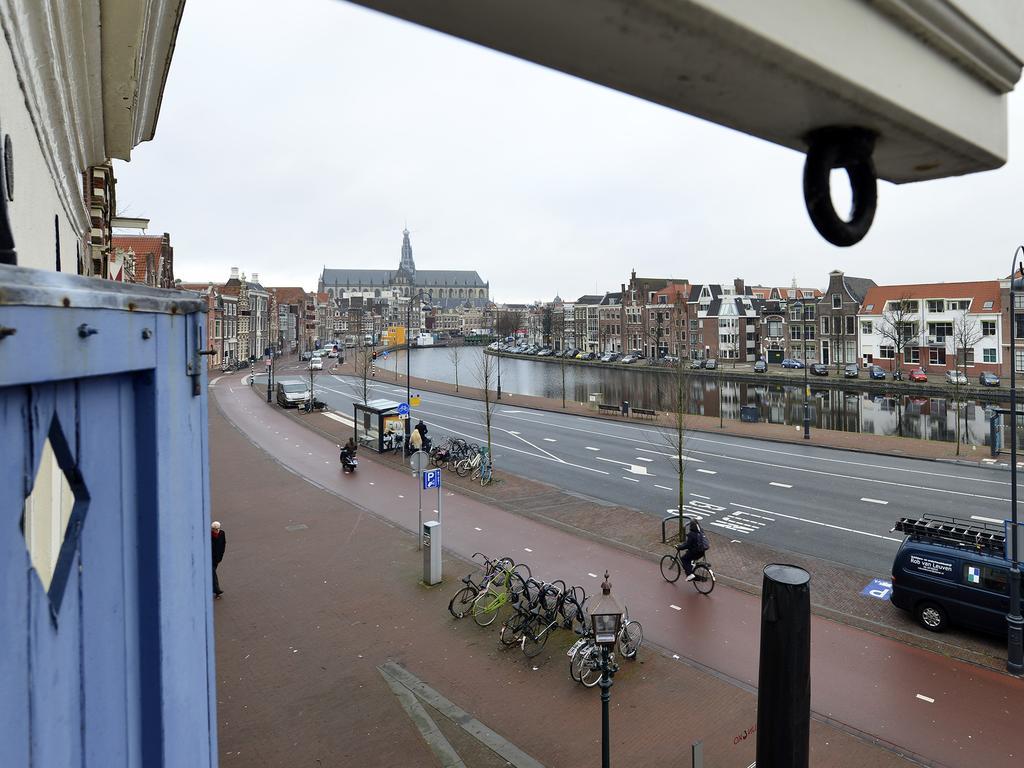 Turfhuys Aan Het Spaarne Haarlem Kültér fotó